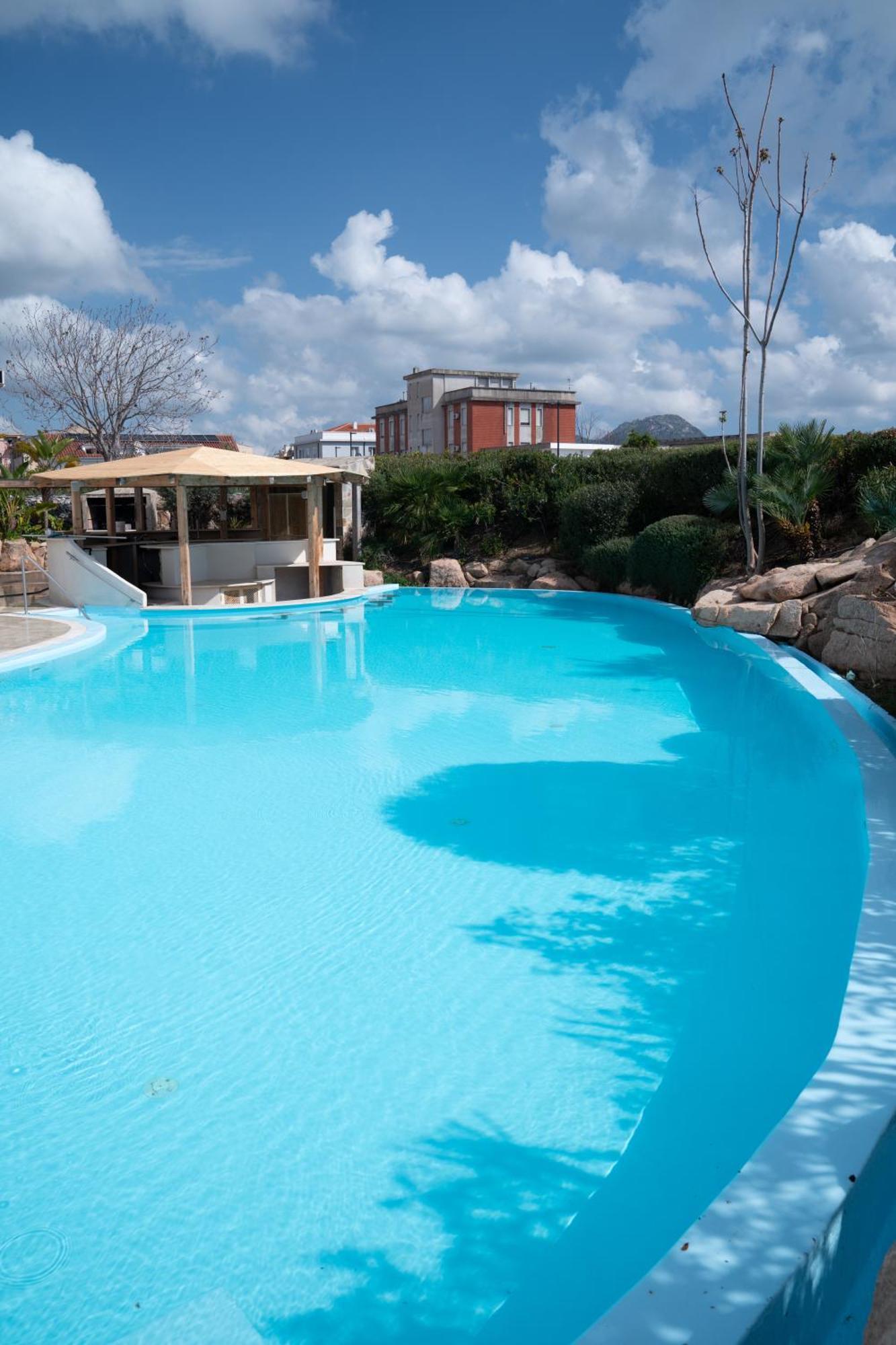Mercure Olbia Exteriör bild