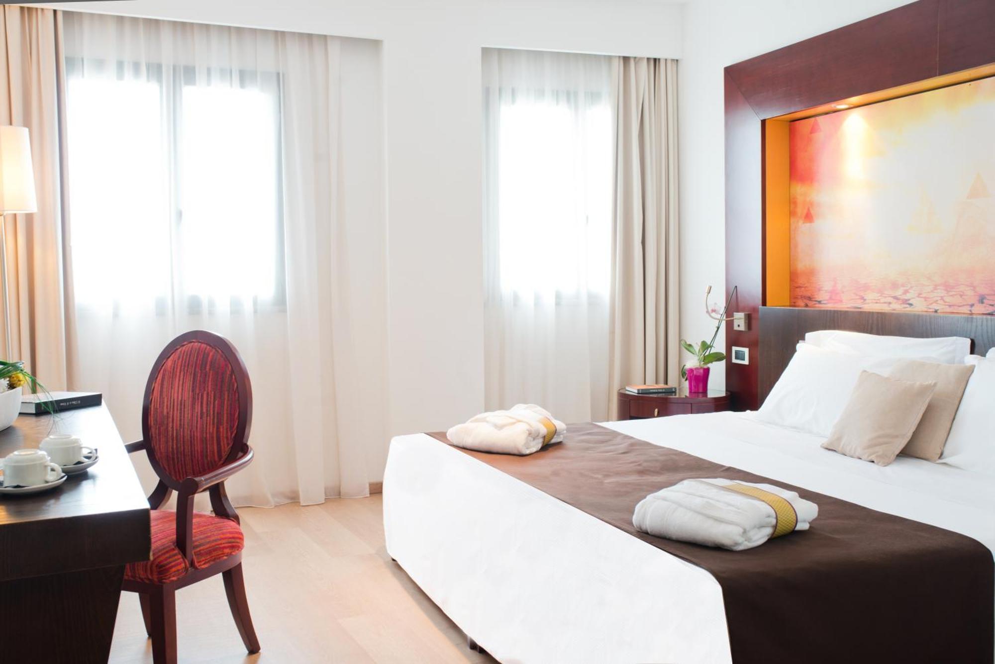 Mercure Olbia Exteriör bild